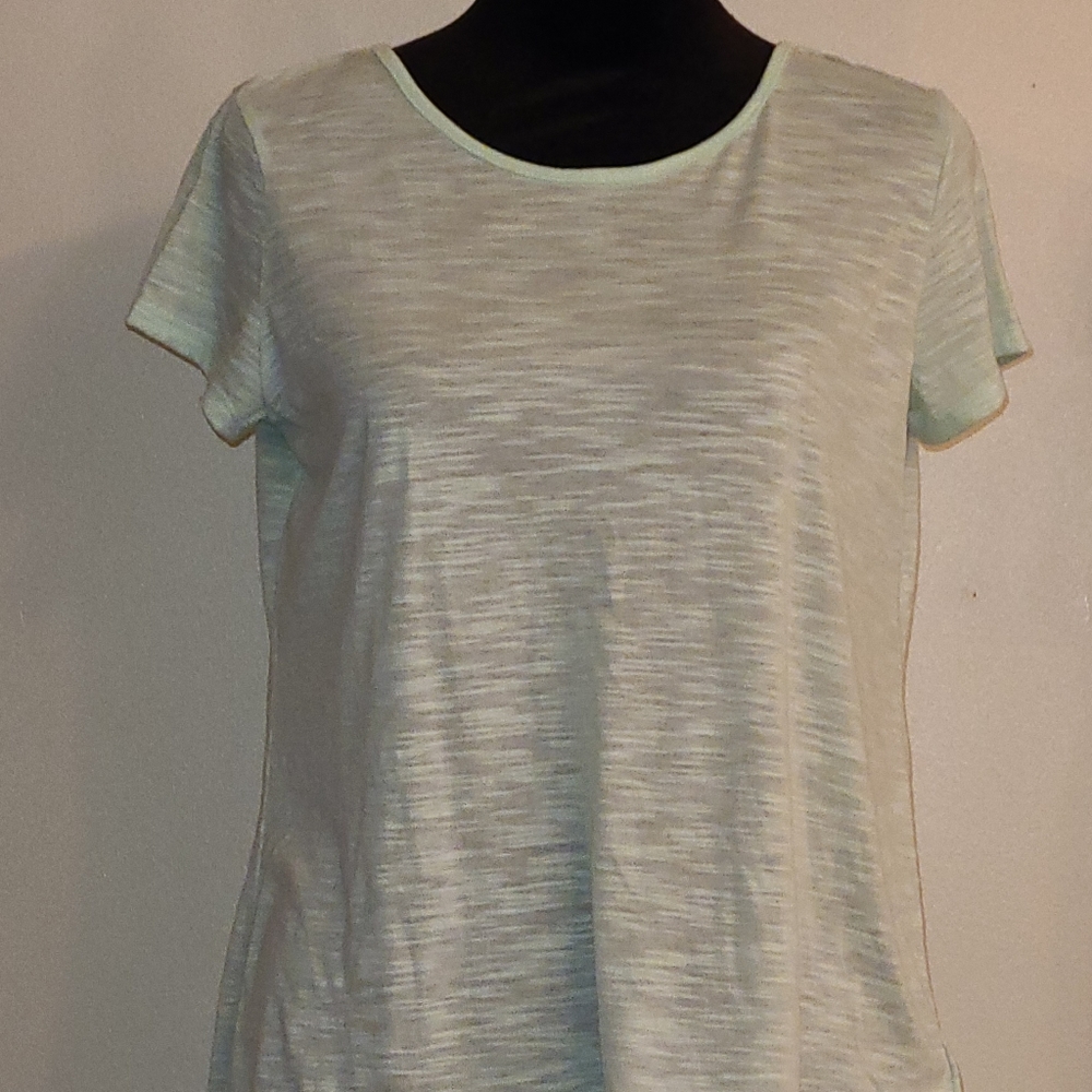 Forever 21 high low chiffon mint green top size S